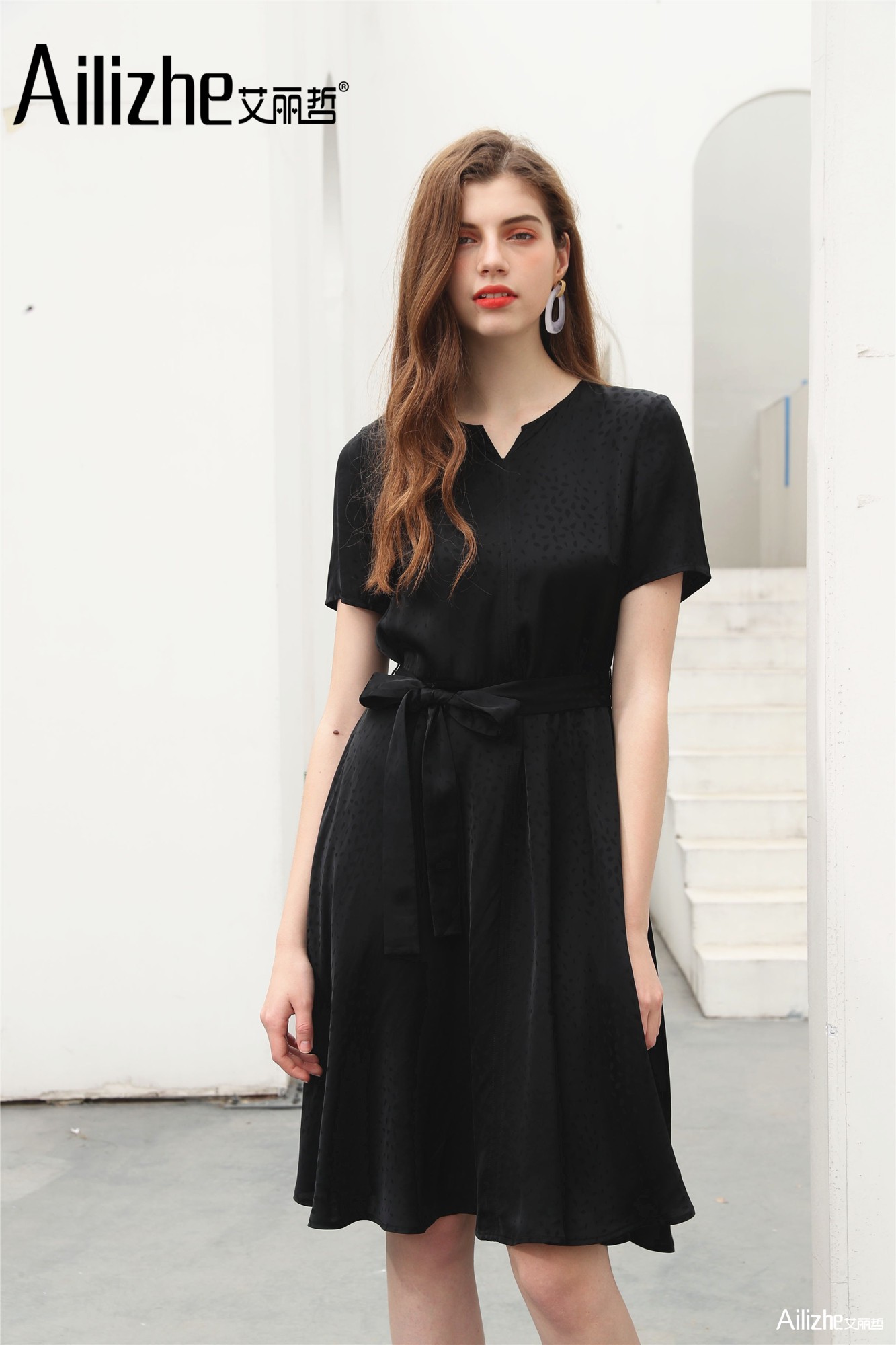 艾丽哲女装