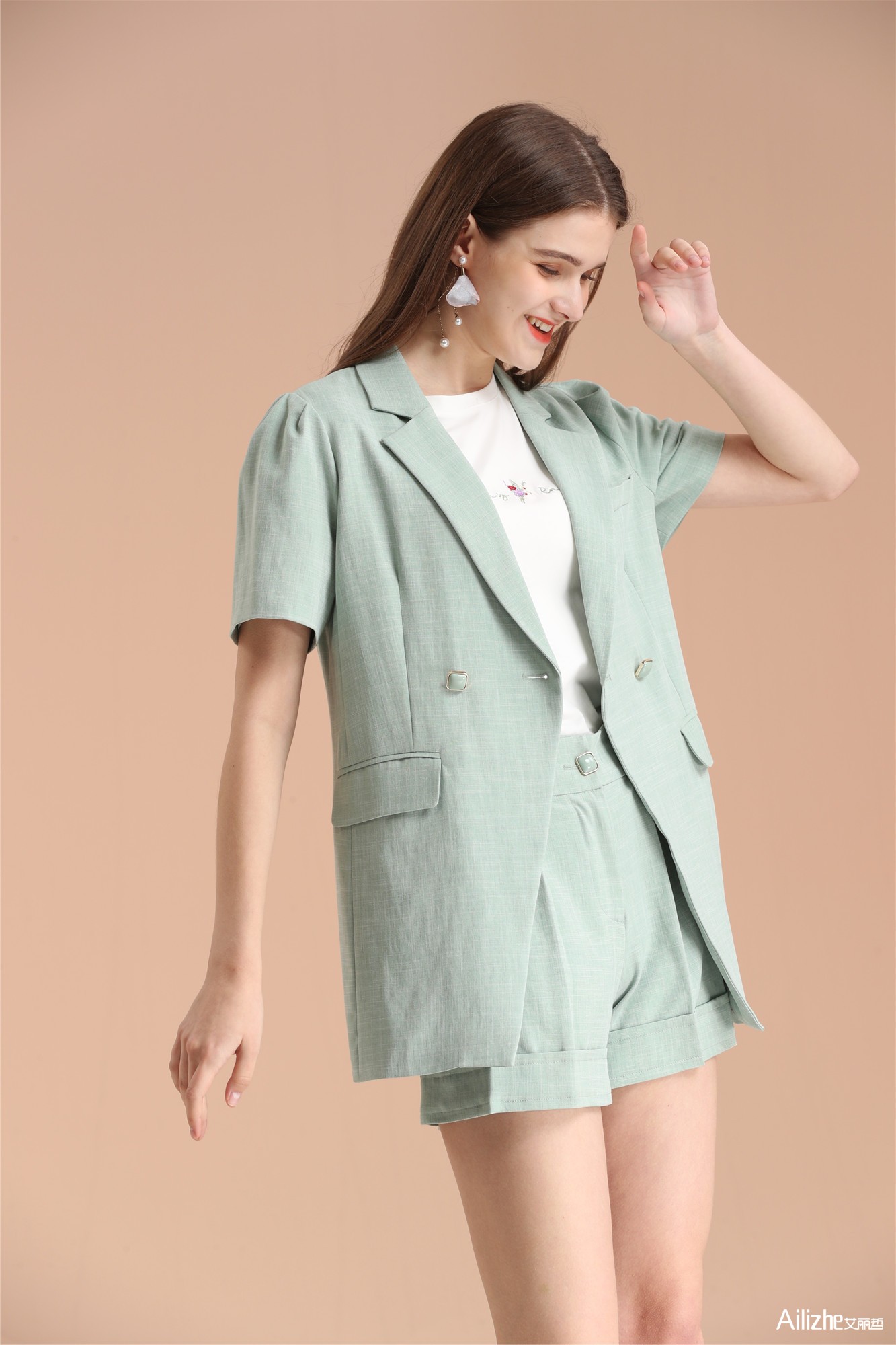艾丽哲女装