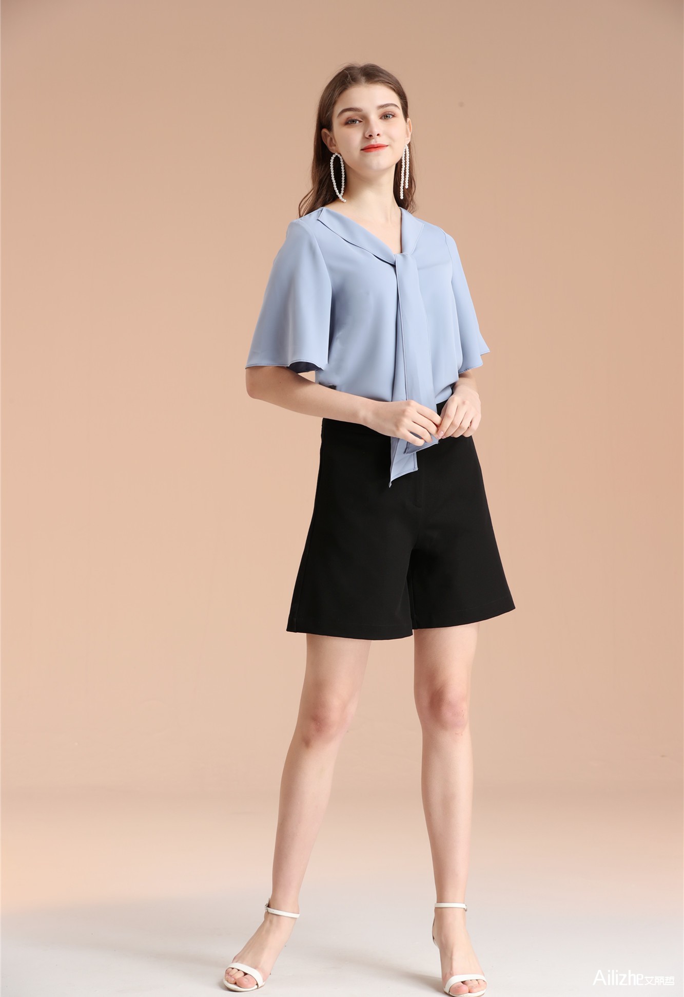 艾丽哲女装