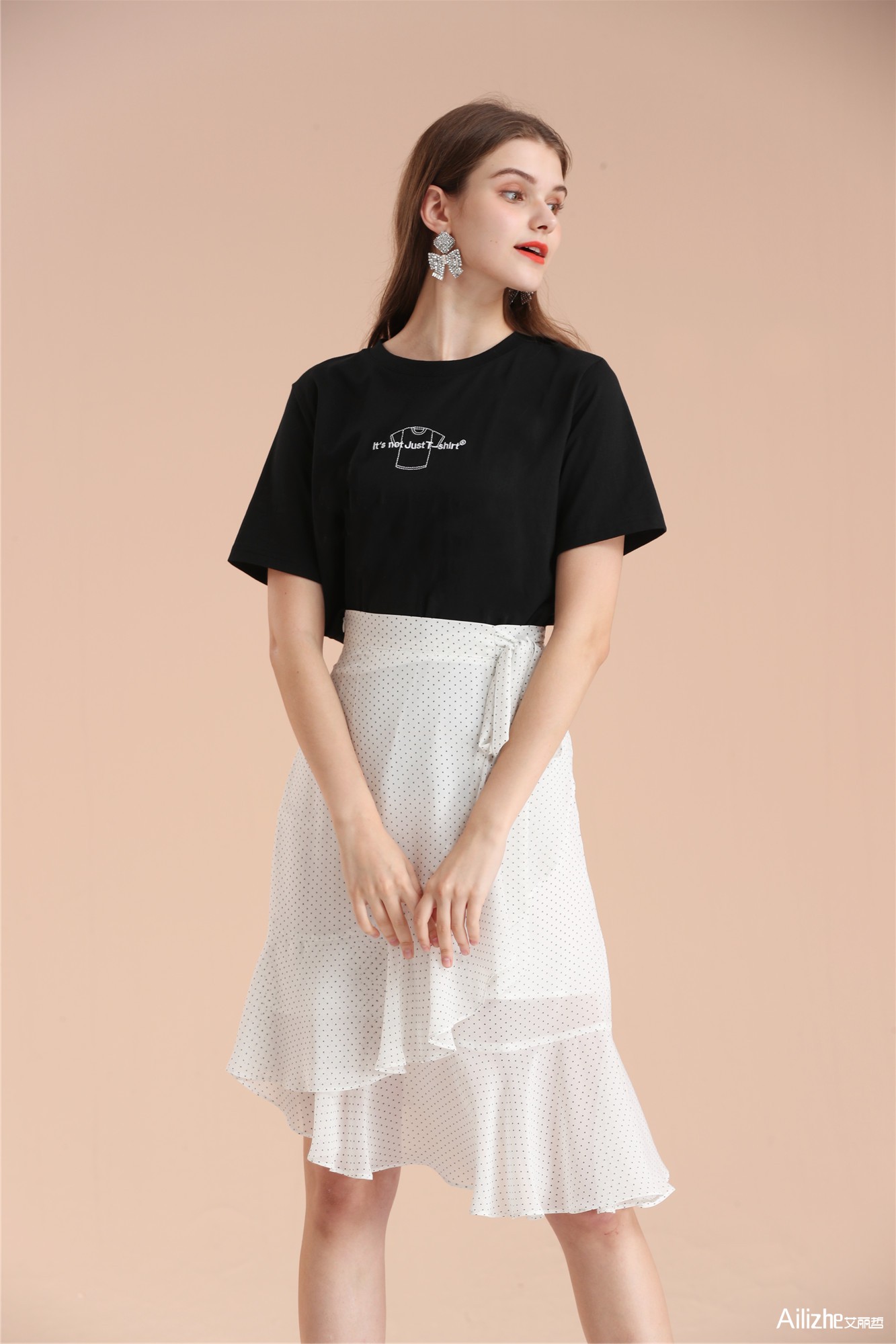 艾丽哲女装