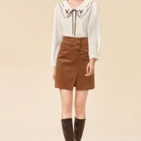 时尚穿搭 | 春天，请不要拒绝一件衬衣带给你的时尚荣耀！