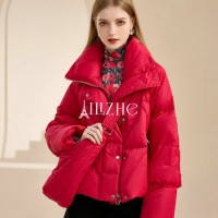 寒冬天气，当然是和羽绒服更配啊！