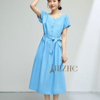 解锁蓝白清新穿搭，邂逅春夏浪漫