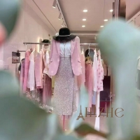 五一小长假女装实体店销售黄金期攻略