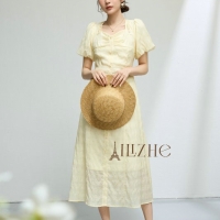 6 月氛围感穿搭，解锁专属于女孩的夏日浪漫​