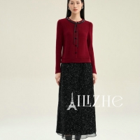 安可拉红，点亮秋冬的吸睛密码