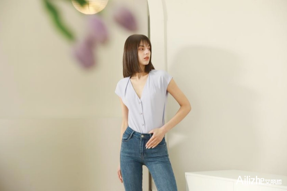艾丽哲女装